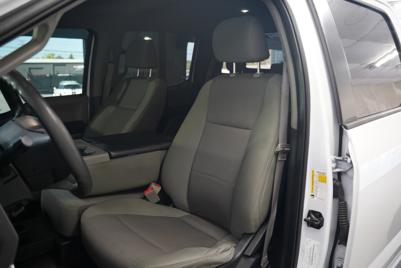 Ford Super Duty F-350 DRW XL 4WD Crew Cab 8' Box 2019 Ford Super Duty F-350 DRW XL 4WD Crew Cab 8' Box 2019