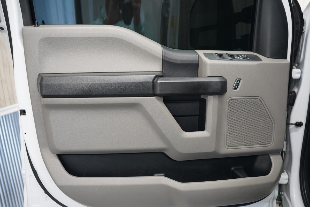 Ford Super Duty F-350 DRW XL 4WD Crew Cab 8' Box 2019 Ford Super Duty F-350 DRW XL 4WD Crew Cab 8' Box 2019