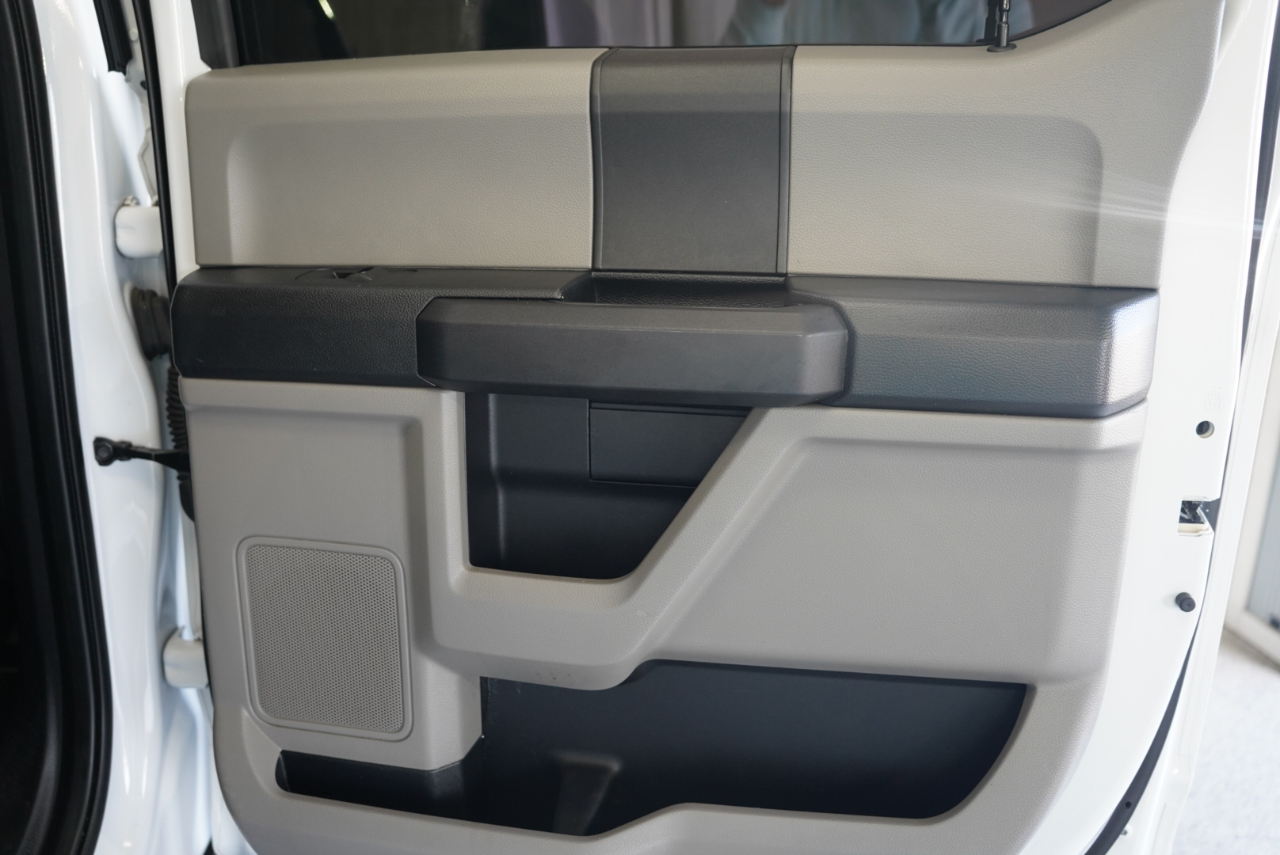 Ford Super Duty F-350 DRW XL 4WD Crew Cab 8' Box 2019 Ford Super Duty F-350 DRW XL 4WD Crew Cab 8' Box 2019