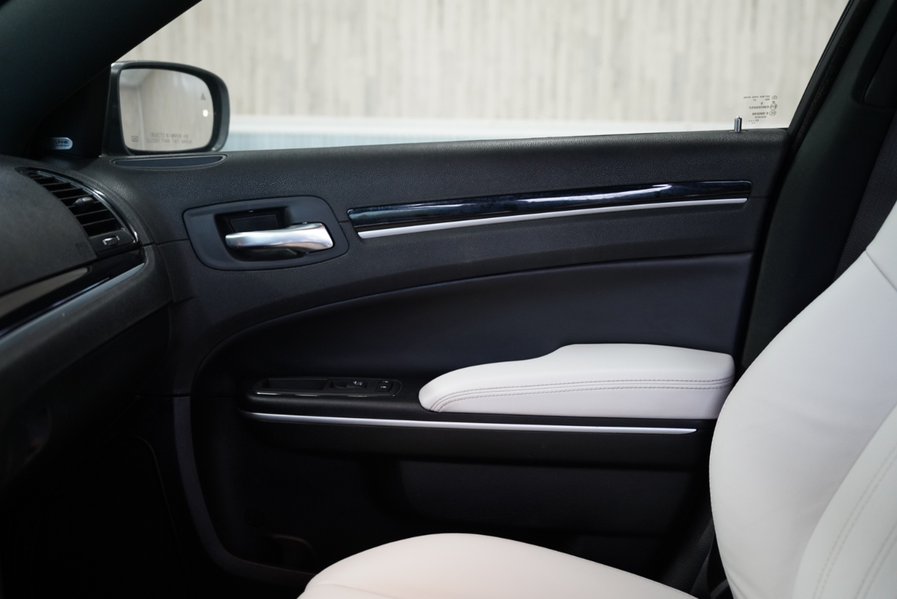 Chrysler 300 300S RWD 2021 Chrysler 300 300S RWD 2021