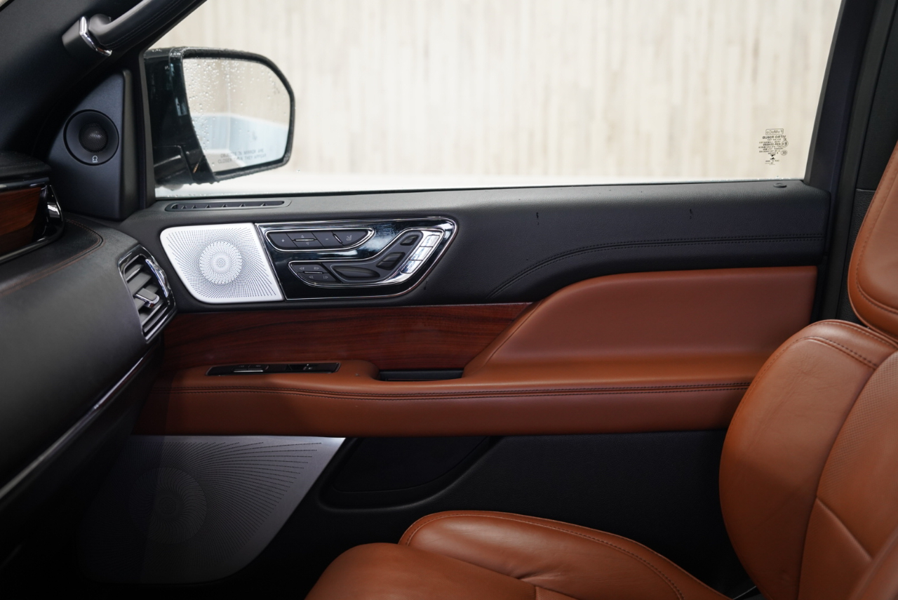 Lincoln Navigator 4x4 Reserve 2018 Lincoln Navigator 4x4 Reserve 2018