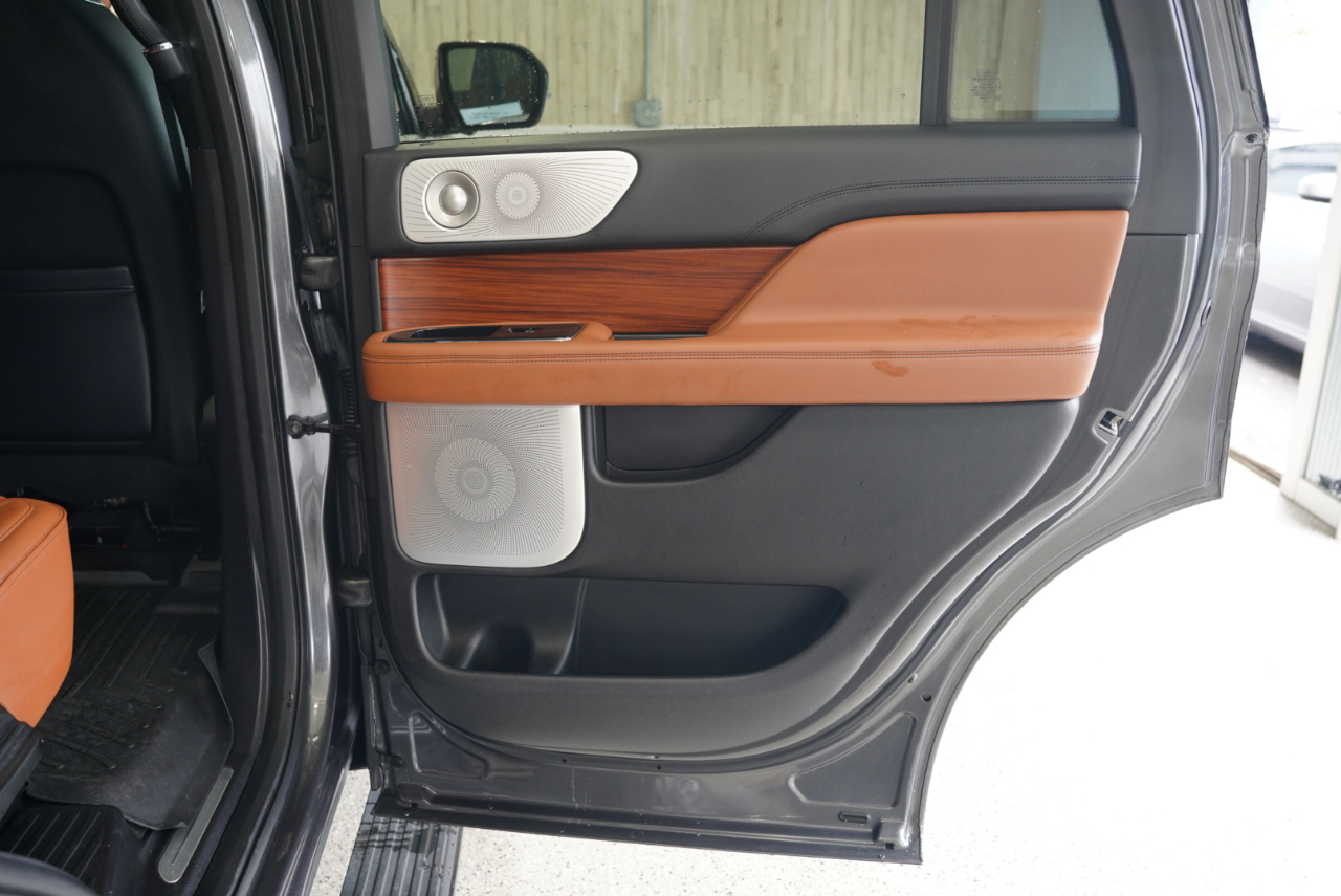 Lincoln Navigator 4x4 Reserve 2018 Lincoln Navigator 4x4 Reserve 2018