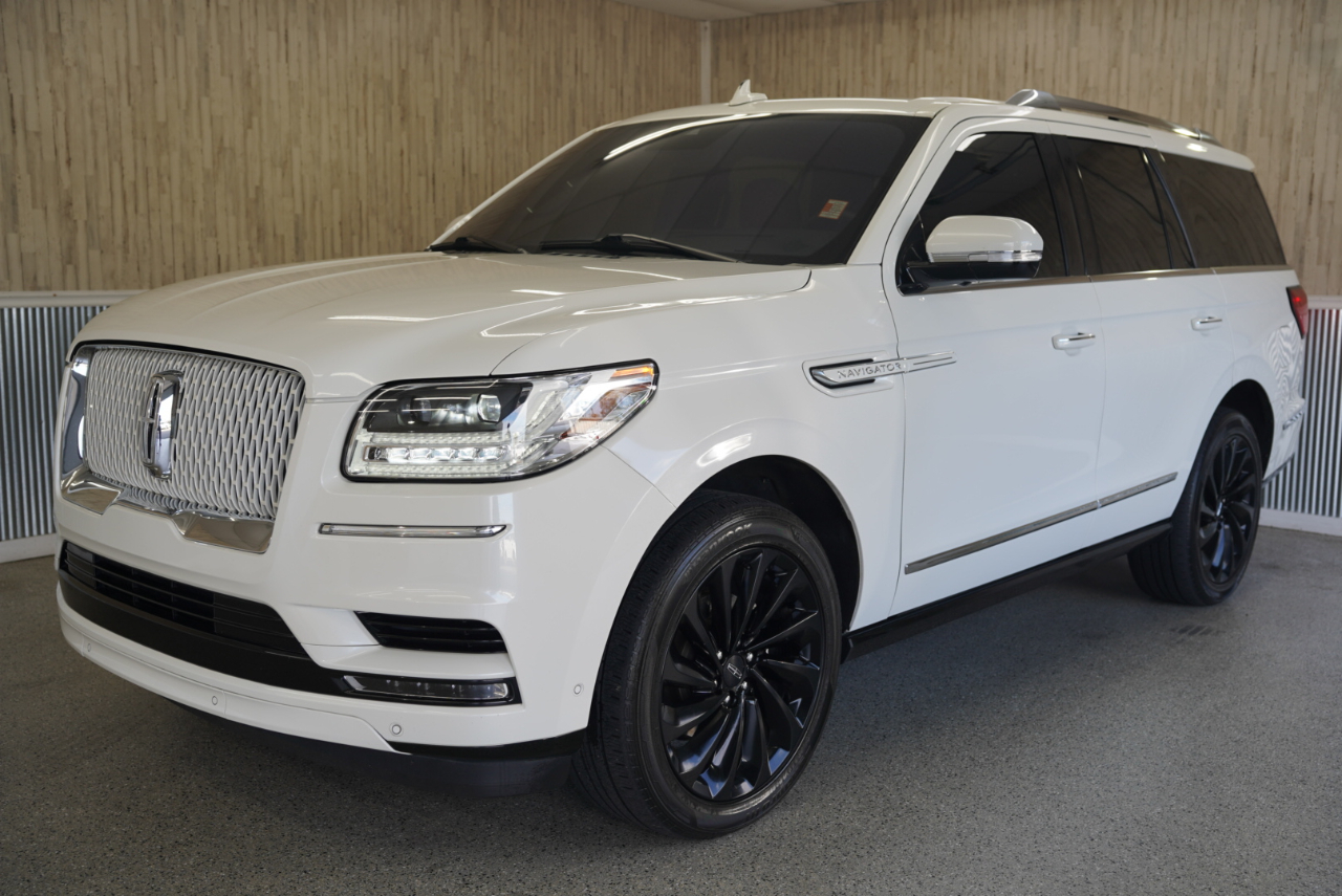 Lincoln Navigator Reserve 4x4 2020 Lincoln Navigator Reserve 4x4 2020
