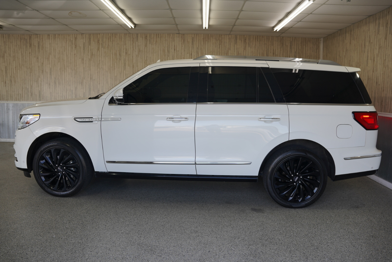 Lincoln Navigator Reserve 4x4 2020 Lincoln Navigator Reserve 4x4 2020