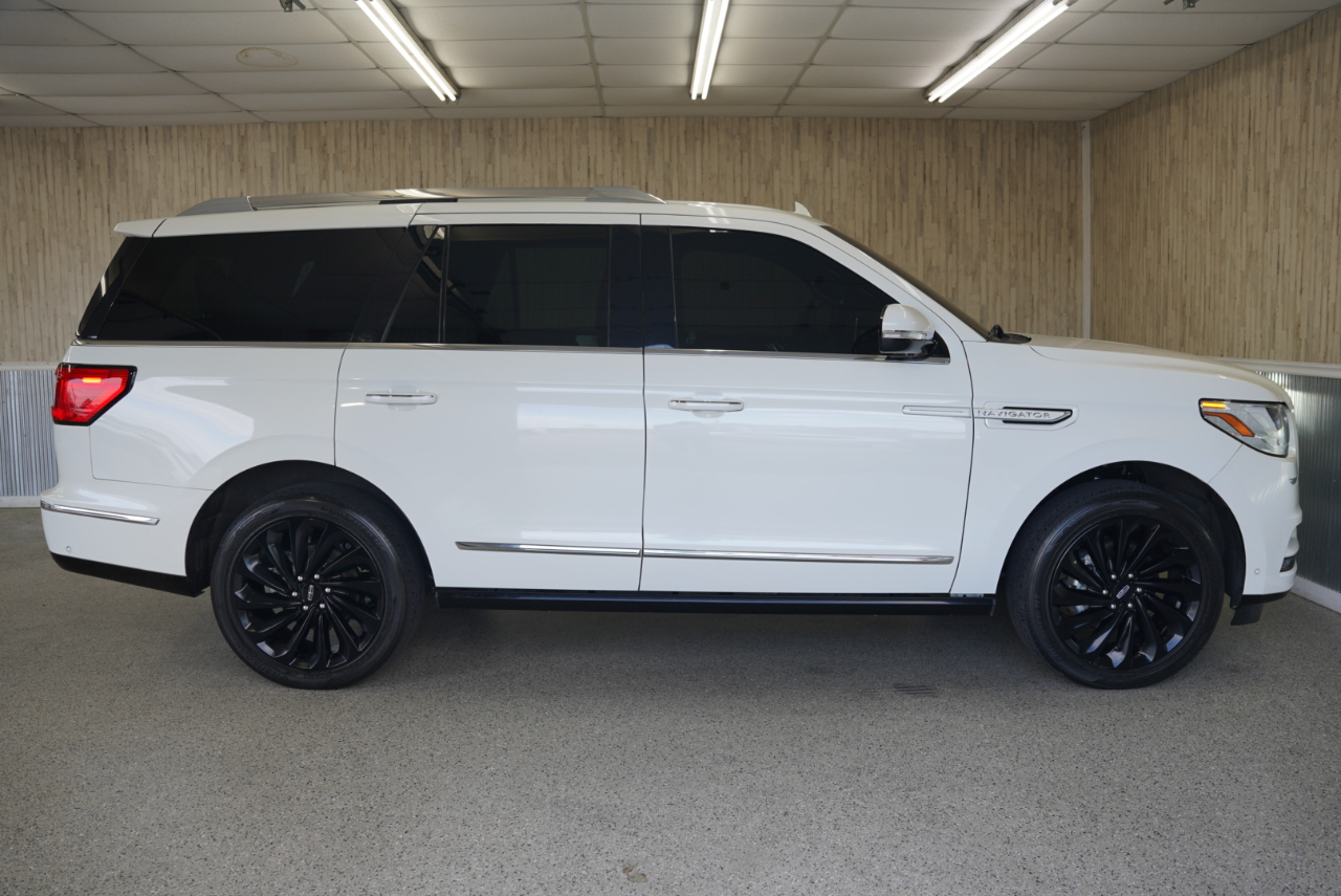 Lincoln Navigator Reserve 4x4 2020 Lincoln Navigator Reserve 4x4 2020