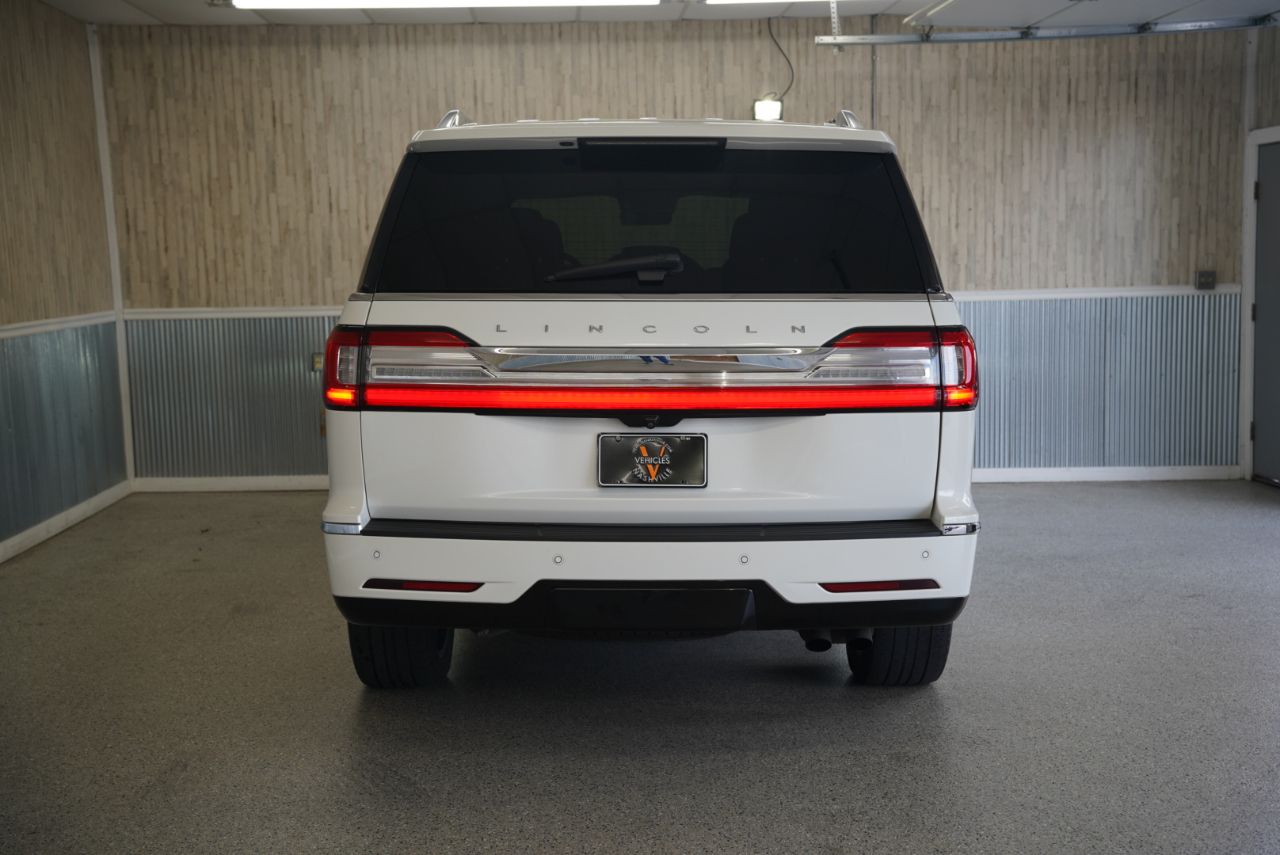 Lincoln Navigator Reserve 4x4 2020 Lincoln Navigator Reserve 4x4 2020