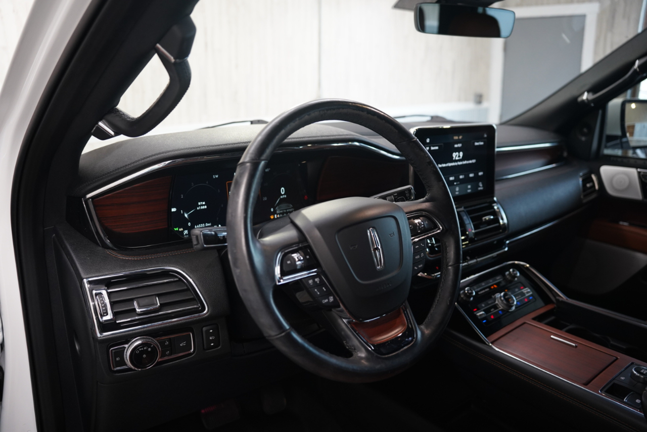 Lincoln Navigator Reserve 4x4 2020 Lincoln Navigator Reserve 4x4 2020