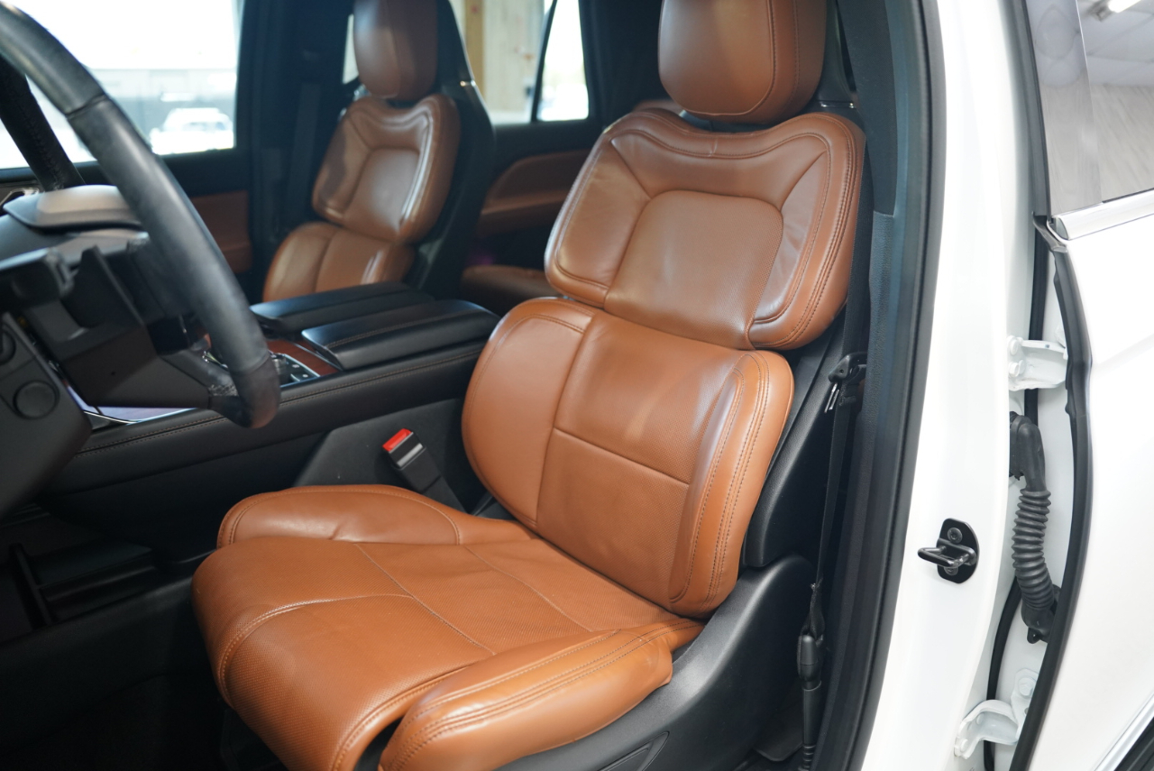 Lincoln Navigator Reserve 4x4 2020 Lincoln Navigator Reserve 4x4 2020