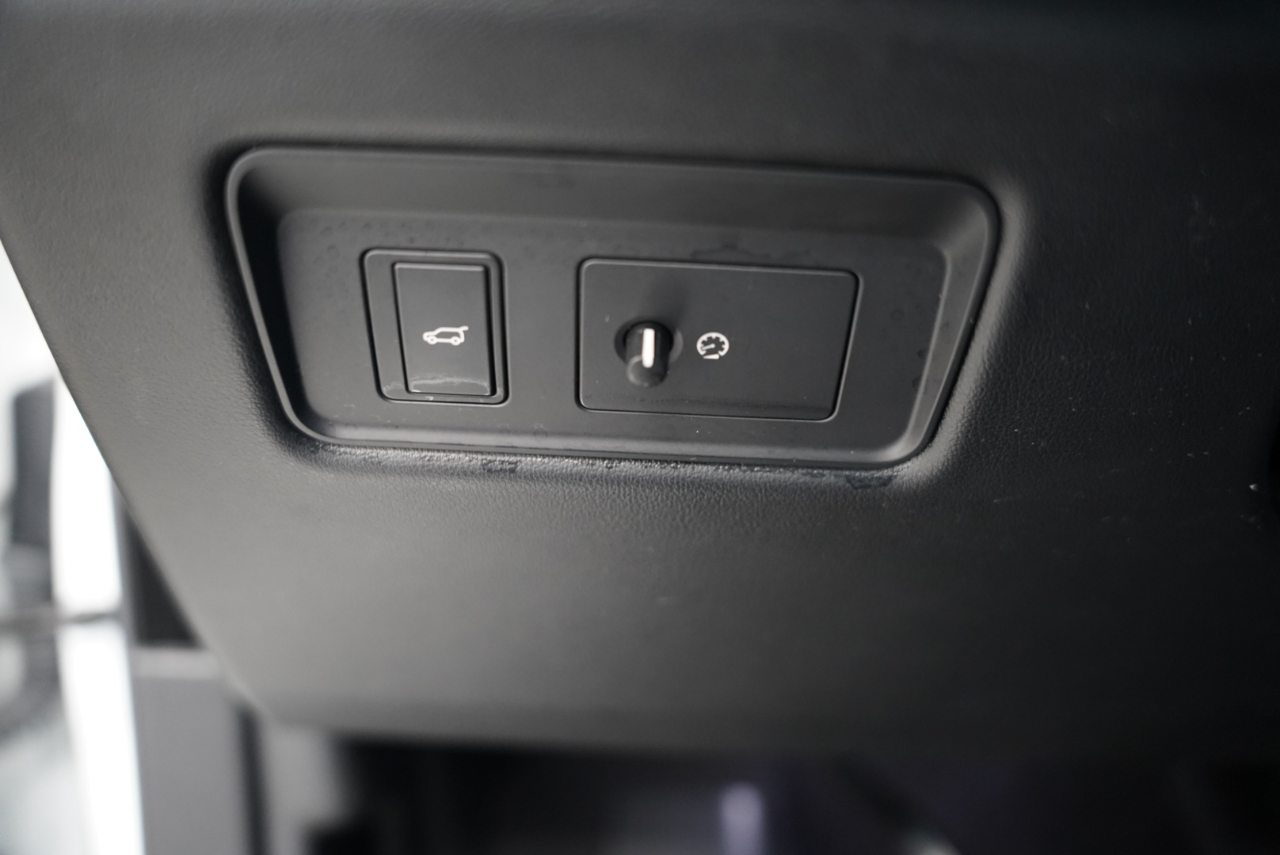 Land Rover Range Rover Sport V8 Supercharged 2018 Land Rover Range Rover Sport V8 Supercharged 2018