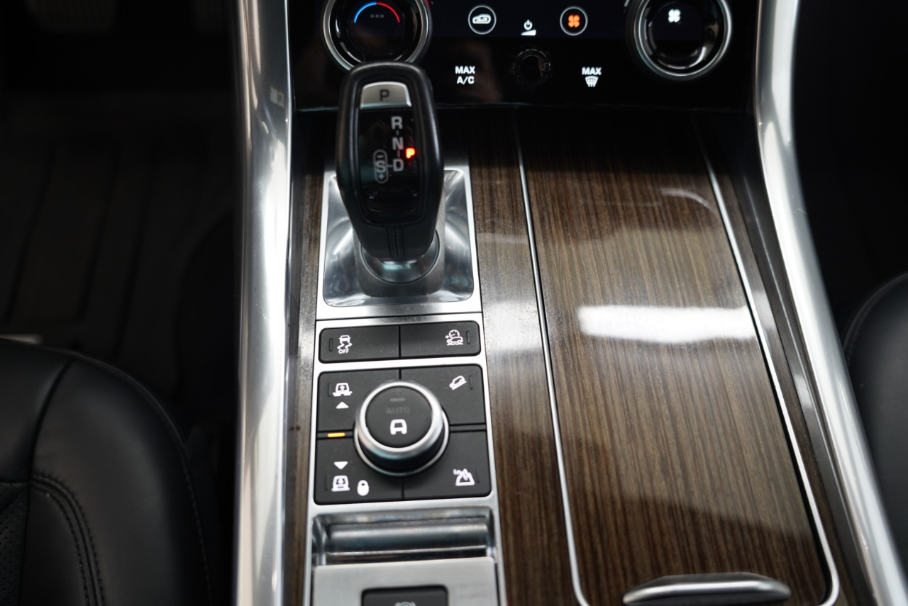 Land Rover Range Rover Sport V8 Supercharged 2018 Land Rover Range Rover Sport V8 Supercharged 2018