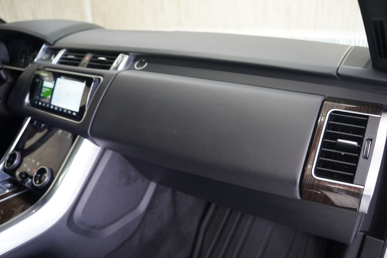 Land Rover Range Rover Sport V8 Supercharged 2018 Land Rover Range Rover Sport V8 Supercharged 2018