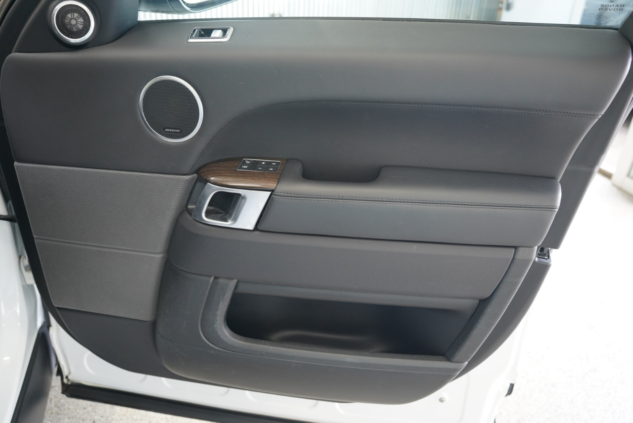 Land Rover Range Rover Sport V8 Supercharged 2018 Land Rover Range Rover Sport V8 Supercharged 2018