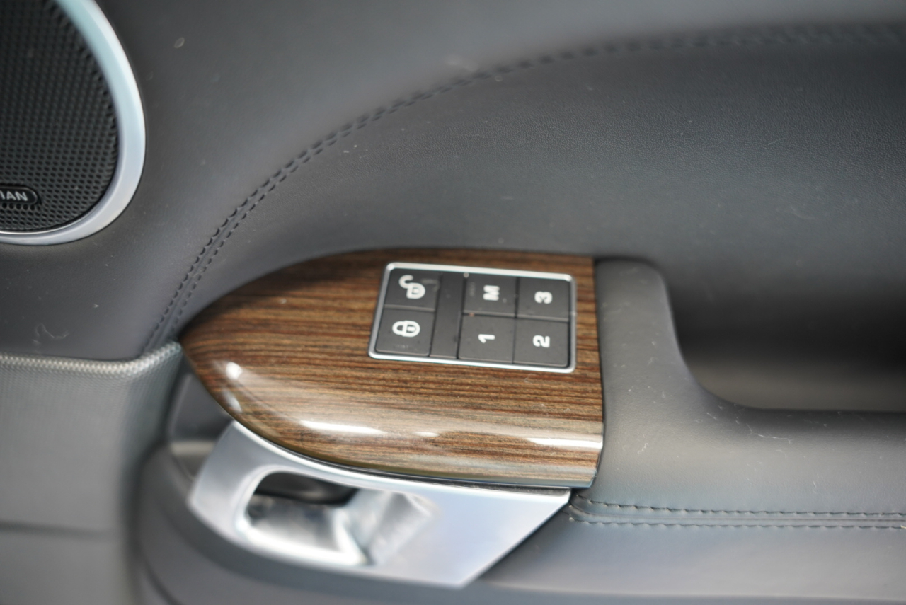 Land Rover Range Rover Sport V8 Supercharged 2018 Land Rover Range Rover Sport V8 Supercharged 2018