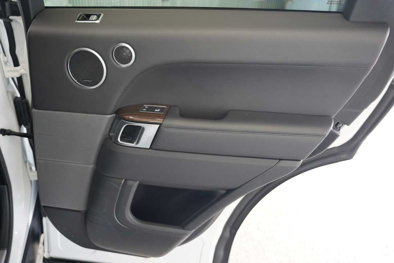 Land Rover Range Rover Sport V8 Supercharged 2018 Land Rover Range Rover Sport V8 Supercharged 2018