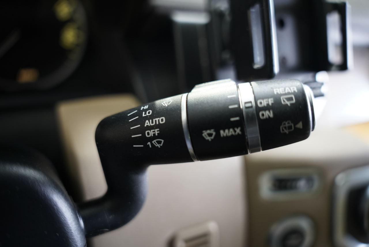 Land Rover LR4 4WD 4dr HSE 2012 Land Rover LR4 4WD 4dr HSE 2012