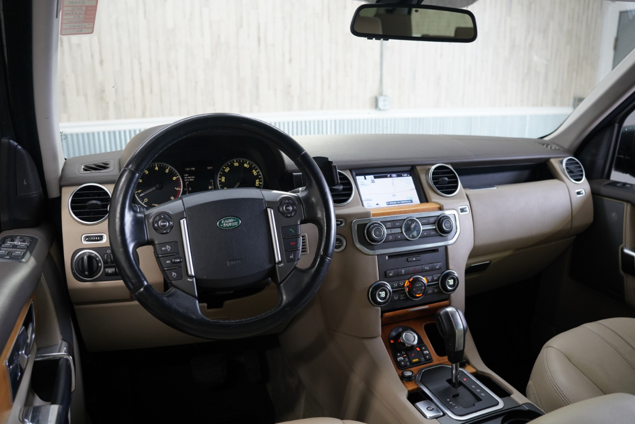 Land Rover LR4 4WD 4dr HSE 2012 Land Rover LR4 4WD 4dr HSE 2012