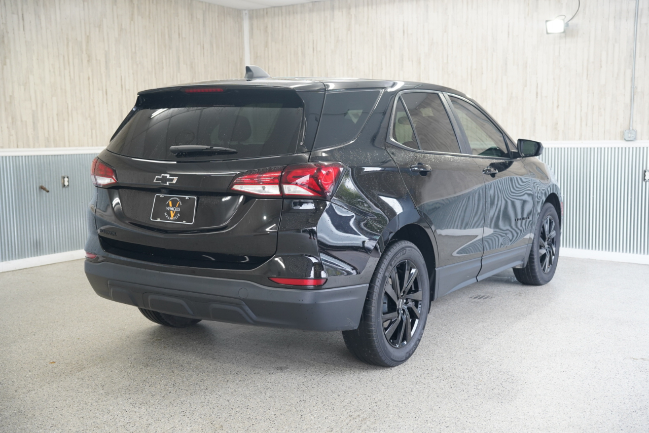 Chevrolet Equinox FWD 4dr LS w/1LS 2024 Chevrolet Equinox FWD 4dr LS w/1LS 2024