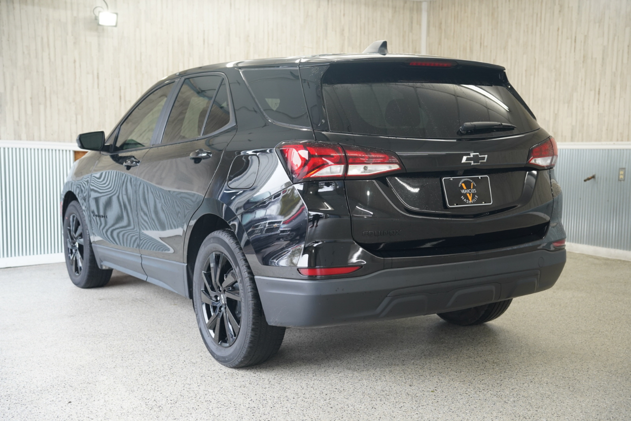 Chevrolet Equinox FWD 4dr LS w/1LS 2024 Chevrolet Equinox FWD 4dr LS w/1LS 2024