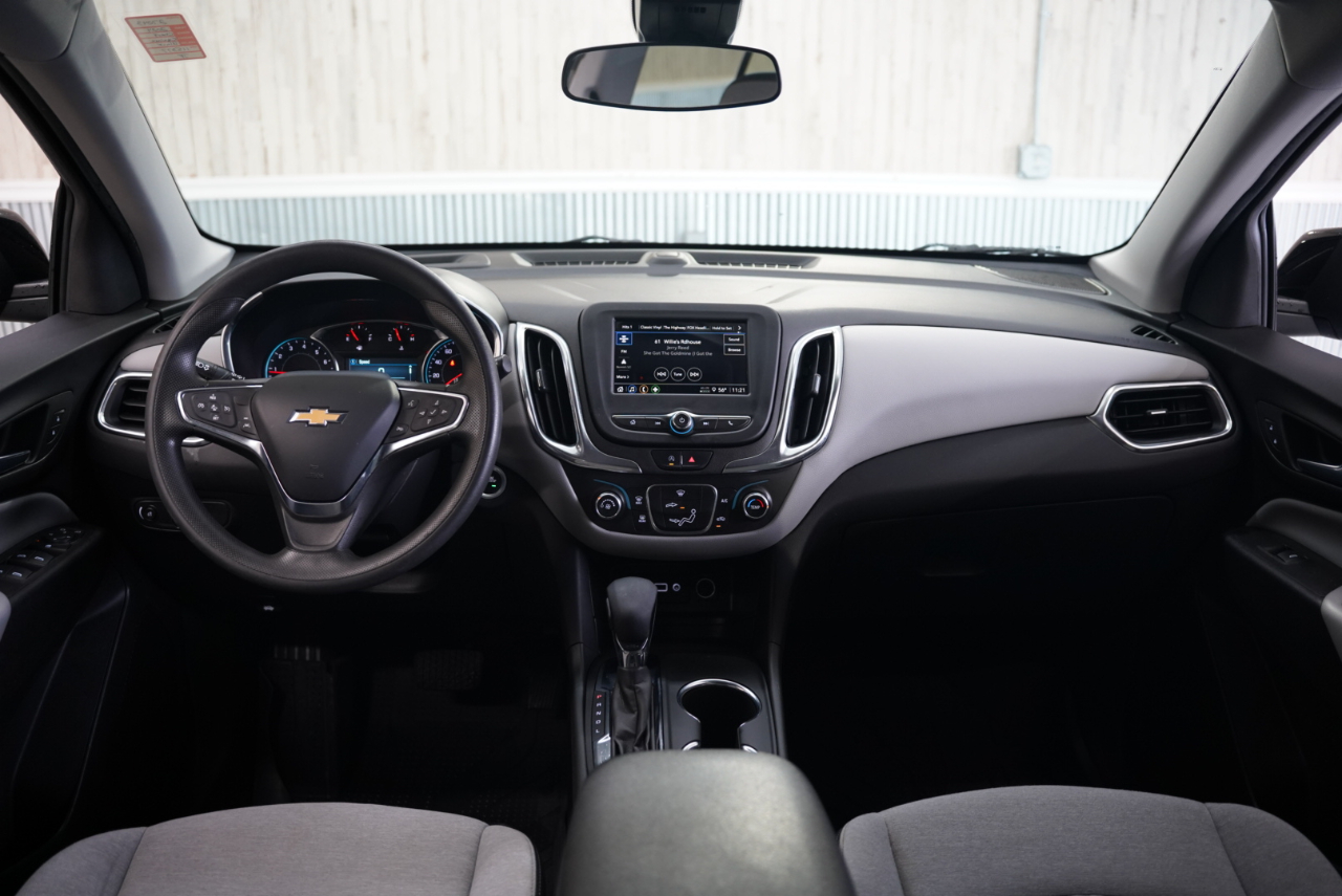 Chevrolet Equinox FWD 4dr LS w/1LS 2024 Chevrolet Equinox FWD 4dr LS w/1LS 2024