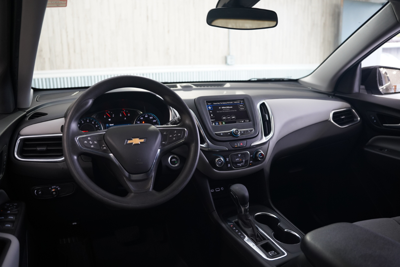 Chevrolet Equinox FWD 4dr LS w/1LS 2024 Chevrolet Equinox FWD 4dr LS w/1LS 2024