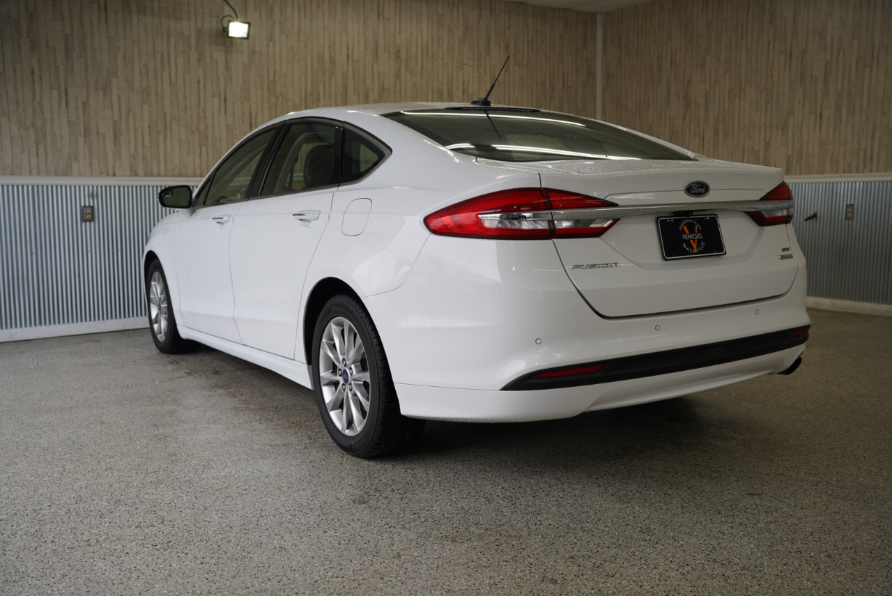 Ford Fusion SE FWD 2017 Ford Fusion SE FWD 2017