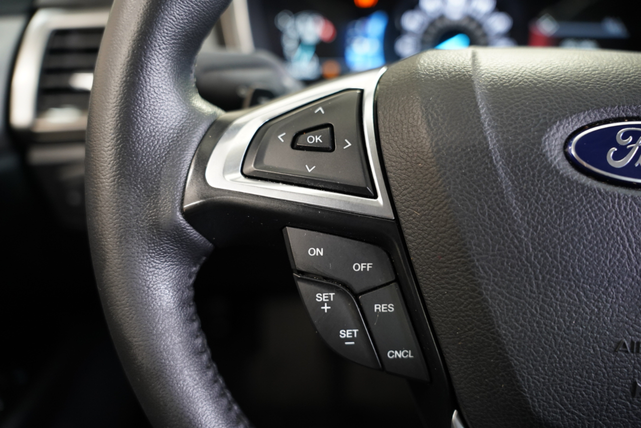 Ford Fusion SE FWD 2017 Ford Fusion SE FWD 2017