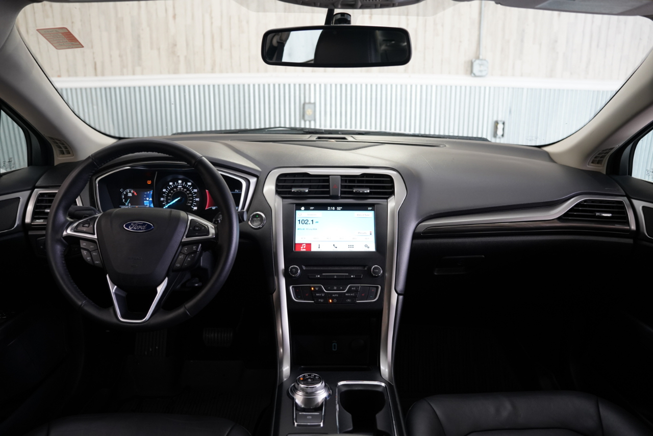 Ford Fusion SE FWD 2017 Ford Fusion SE FWD 2017