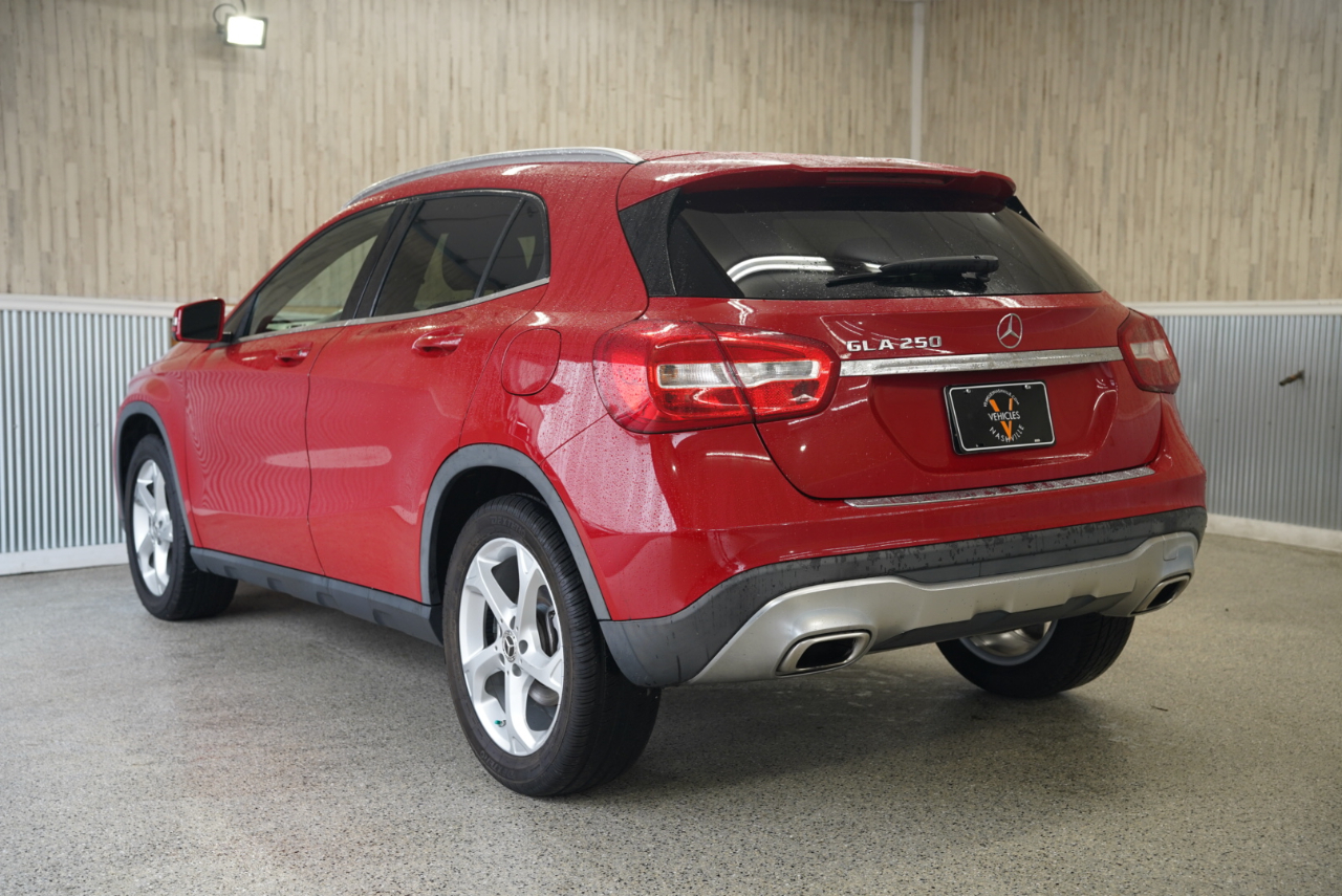 Mercedes-Benz GLA GLA 250 SUV 2020 Mercedes-Benz GLA GLA 250 SUV 2020