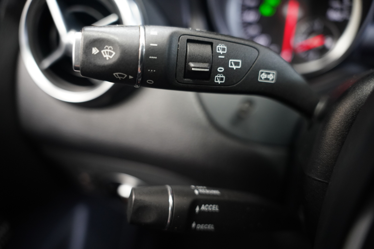 Mercedes-Benz GLA GLA 250 SUV 2020 Mercedes-Benz GLA GLA 250 SUV 2020