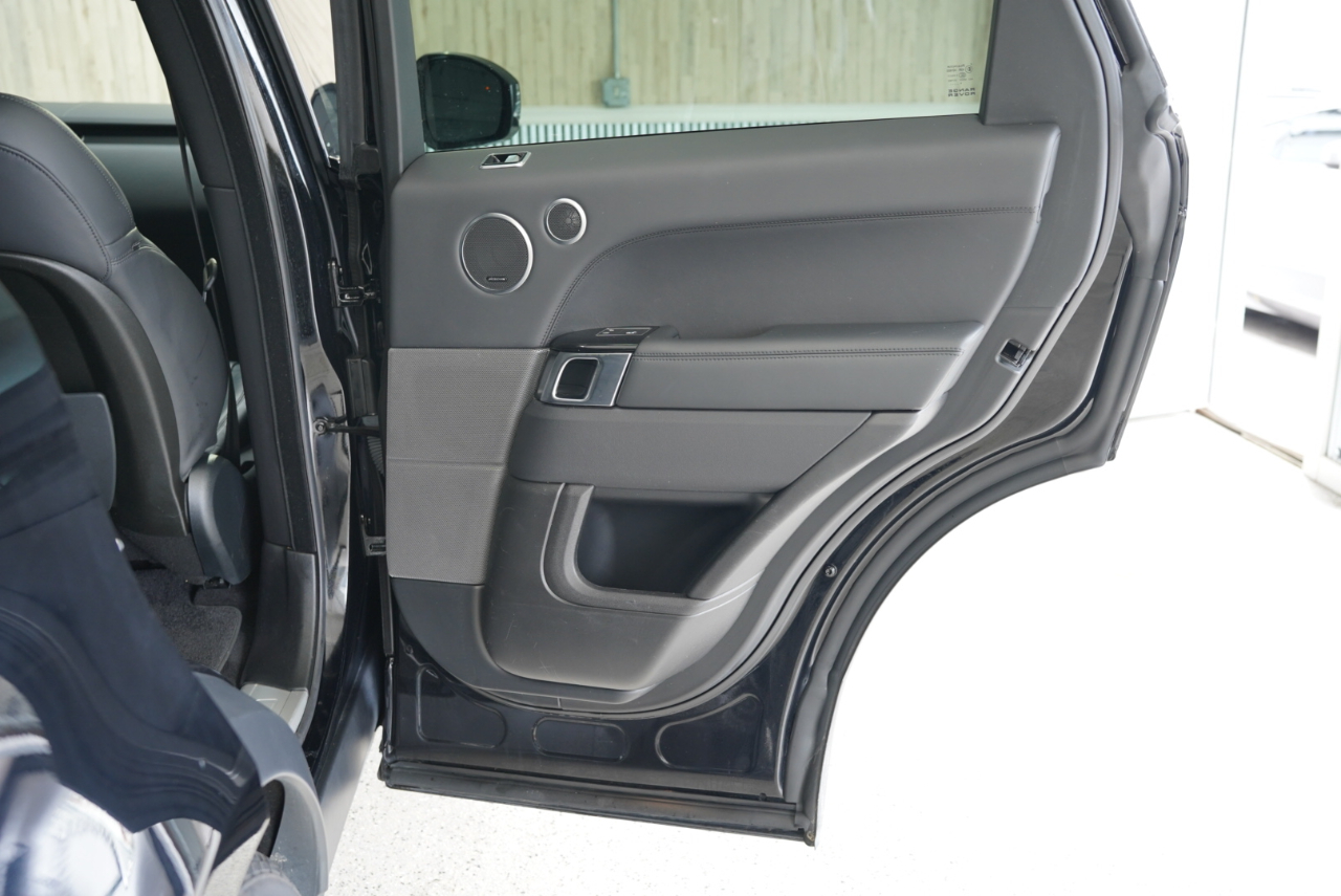 Land Rover Range Rover Sport V8 Supercharged Dynamic 2019 Land Rover Range Rover Sport V8 Supercharged Dynamic 2019