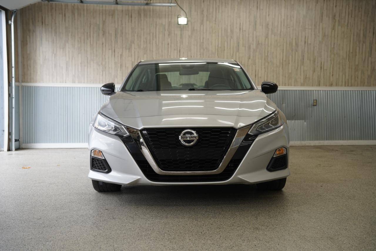 Nissan Altima 2.5 SR Sedan 2021 Nissan Altima 2.5 SR Sedan 2021