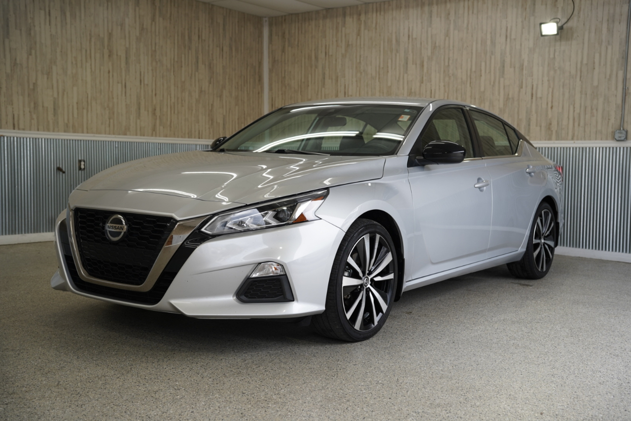 Nissan Altima 2.5 SR Sedan 2021 Nissan Altima 2.5 SR Sedan 2021