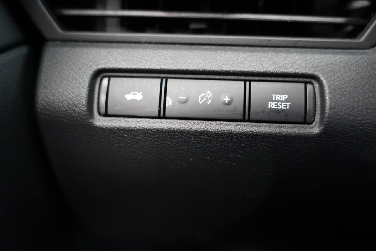 Nissan Altima 2.5 SR Sedan 2021 Nissan Altima 2.5 SR Sedan 2021