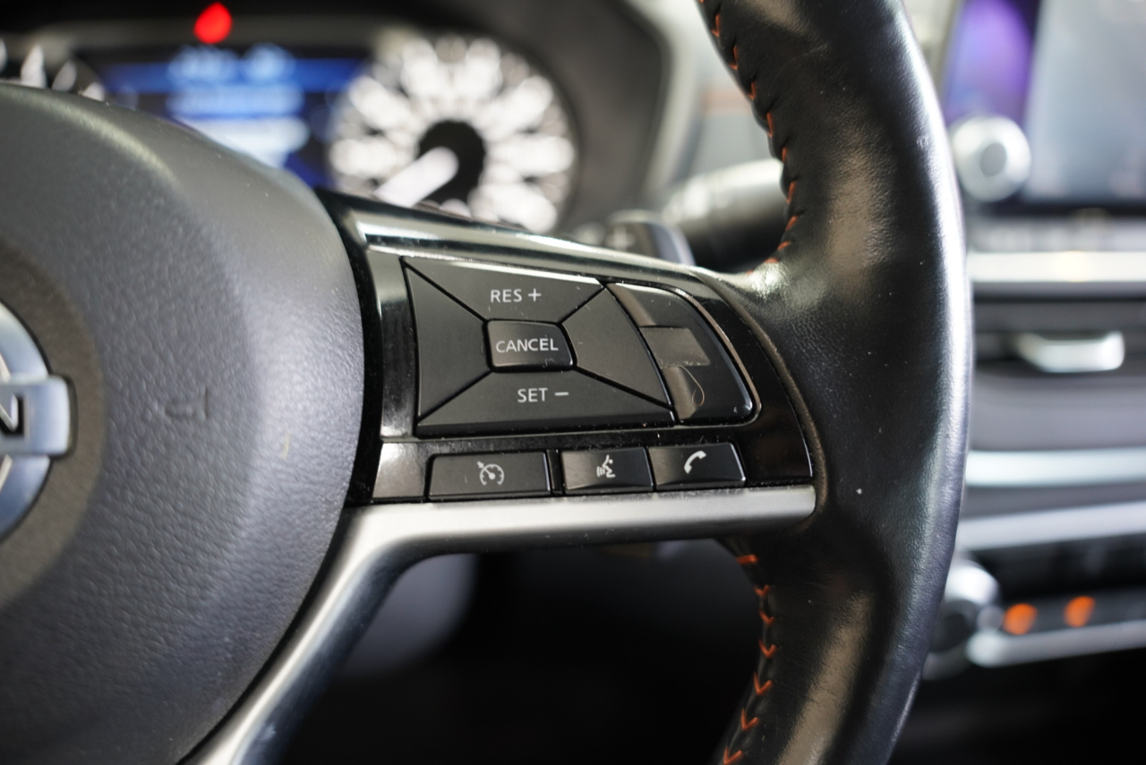 Nissan Altima 2.5 SR Sedan 2021 Nissan Altima 2.5 SR Sedan 2021