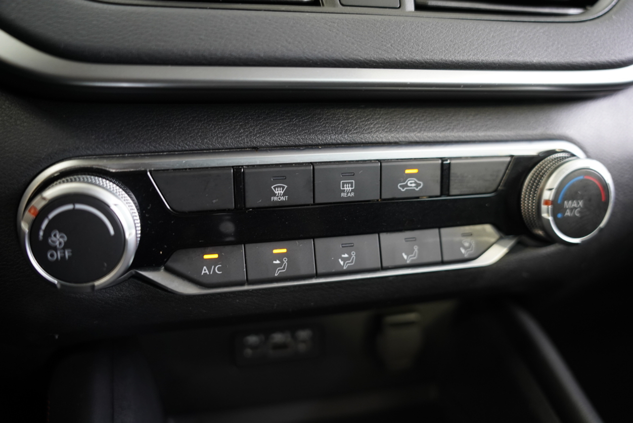 Nissan Altima 2.5 SR Sedan 2021 Nissan Altima 2.5 SR Sedan 2021