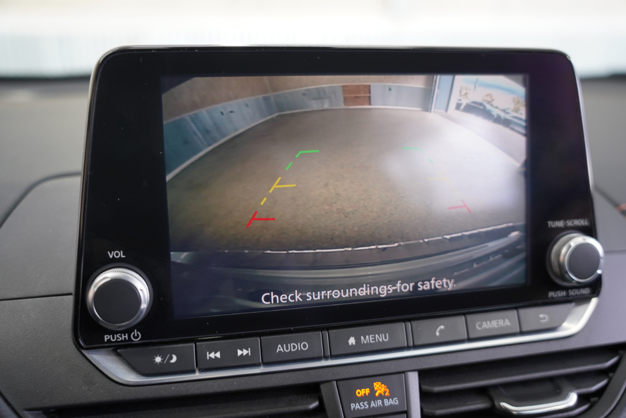 Nissan Altima 2.5 SR Sedan 2021 Nissan Altima 2.5 SR Sedan 2021