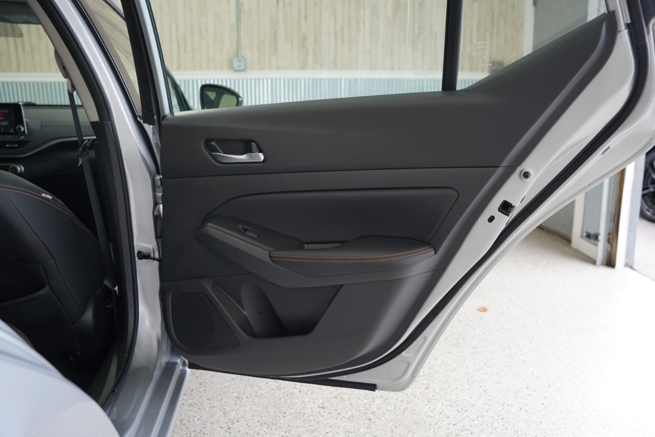 Nissan Altima 2.5 SR Sedan 2021 Nissan Altima 2.5 SR Sedan 2021