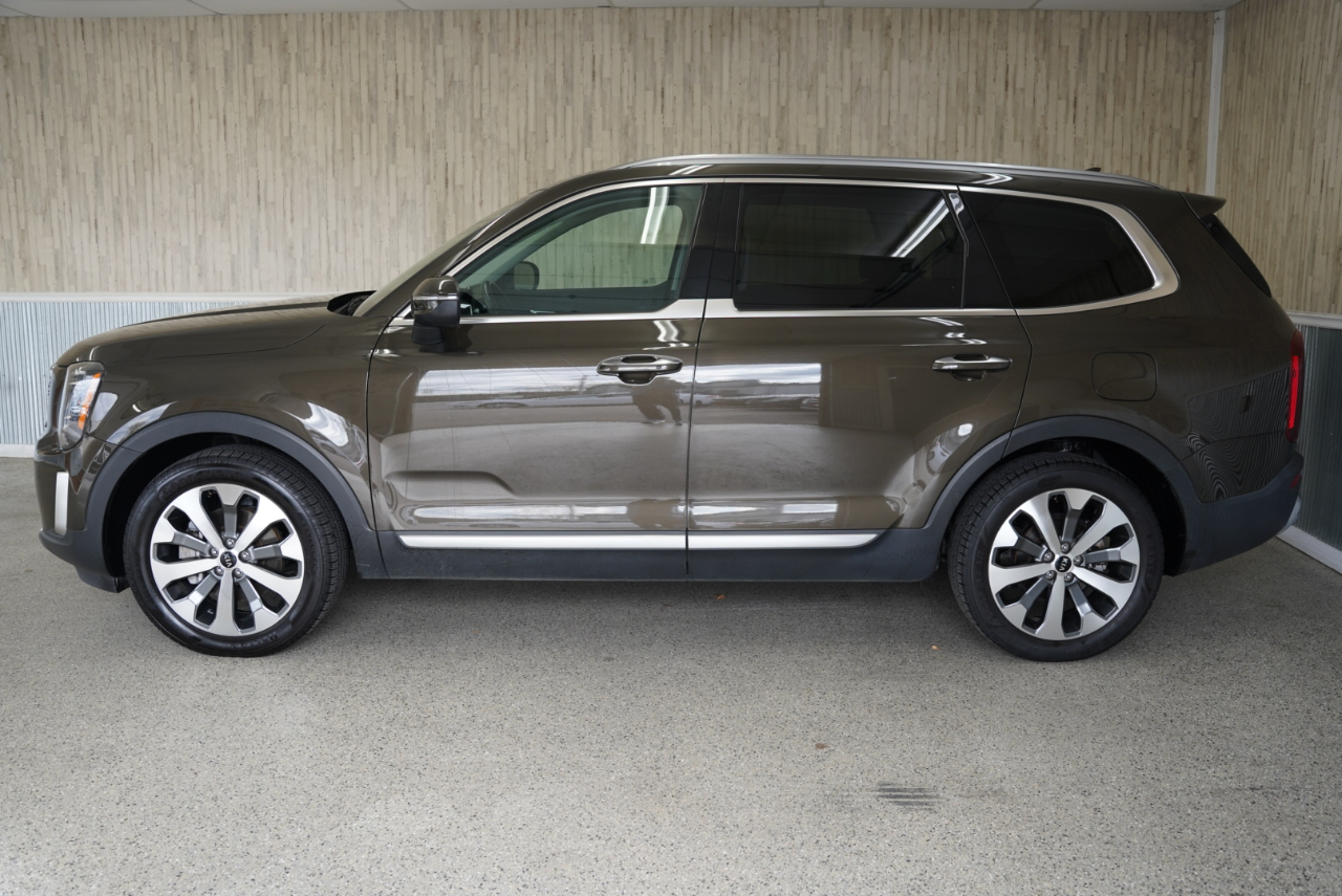 Kia Telluride S FWD 2020 Kia Telluride S FWD 2020