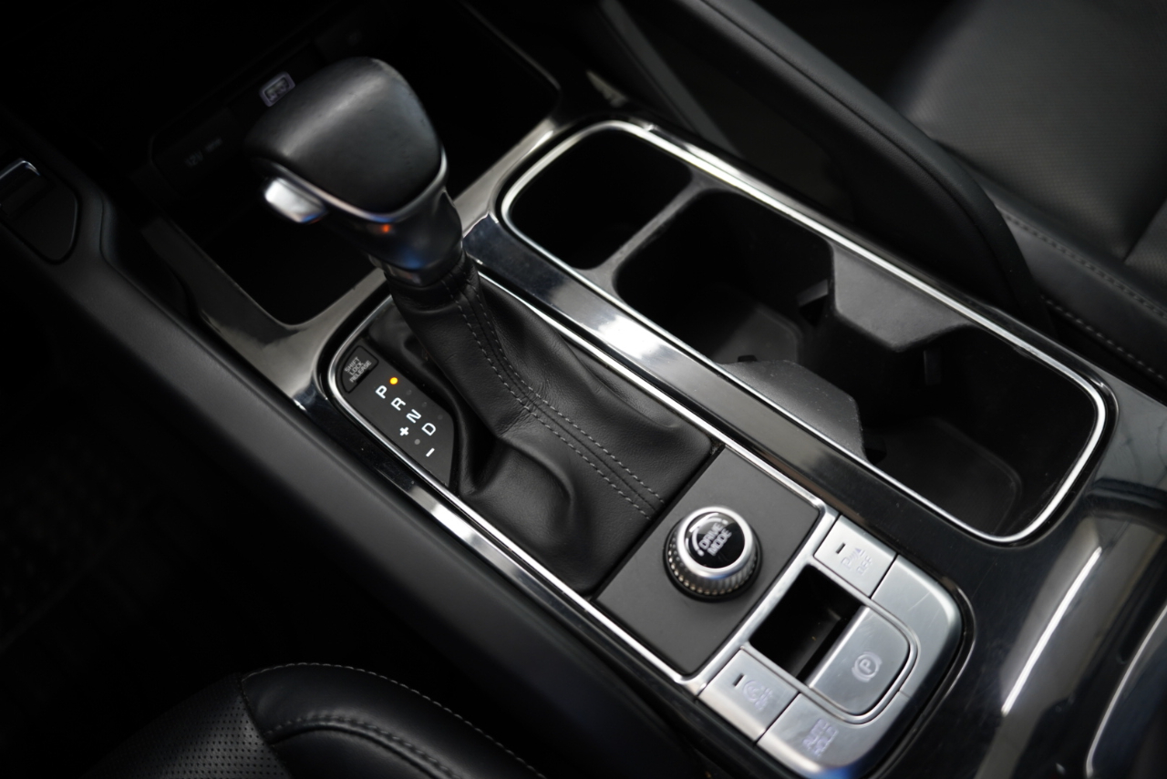 Kia Telluride S FWD 2020 Kia Telluride S FWD 2020