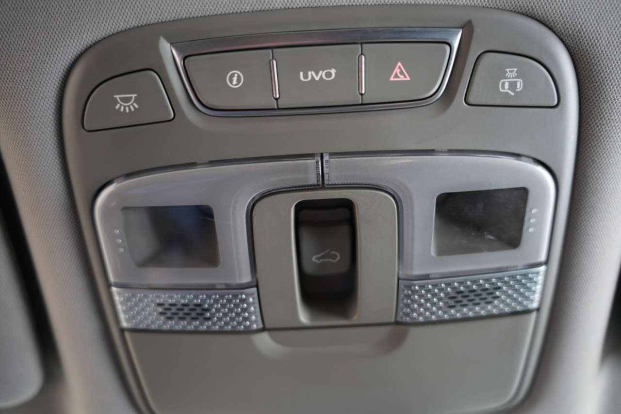 Kia Telluride S FWD 2020 Kia Telluride S FWD 2020