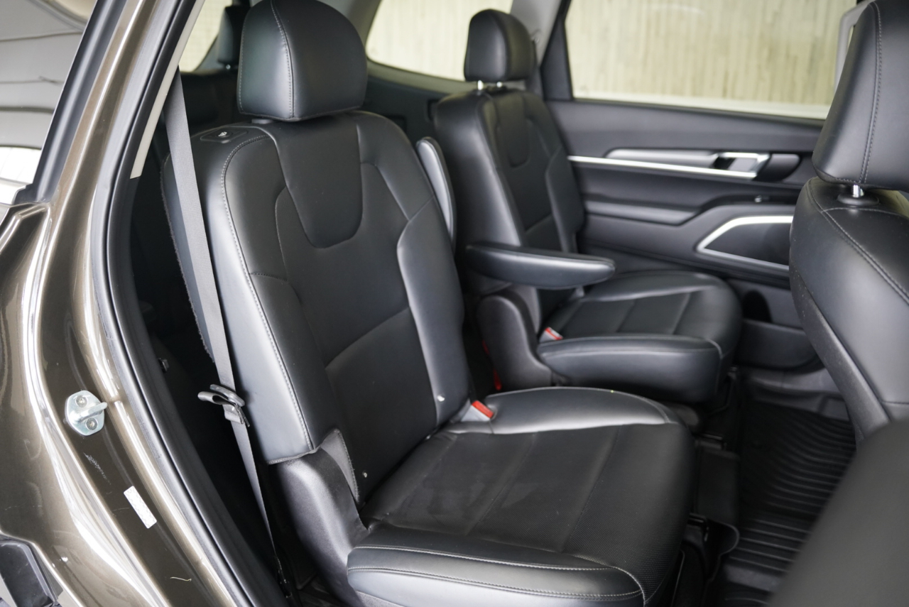 Kia Telluride S FWD 2020 Kia Telluride S FWD 2020