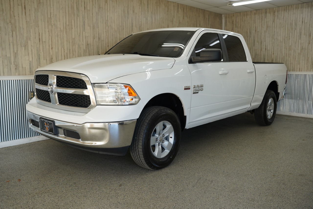 RAM 1500 Classic SLT 4x4 Crew Cab 6'4" Box 2020