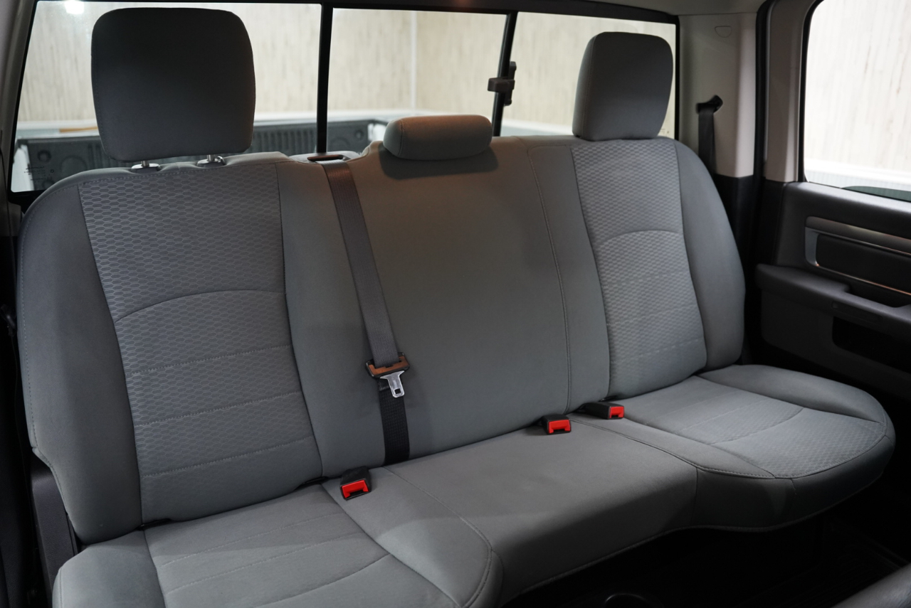 RAM 1500 Classic SLT 4x4 Crew Cab 6'4" Box 2020