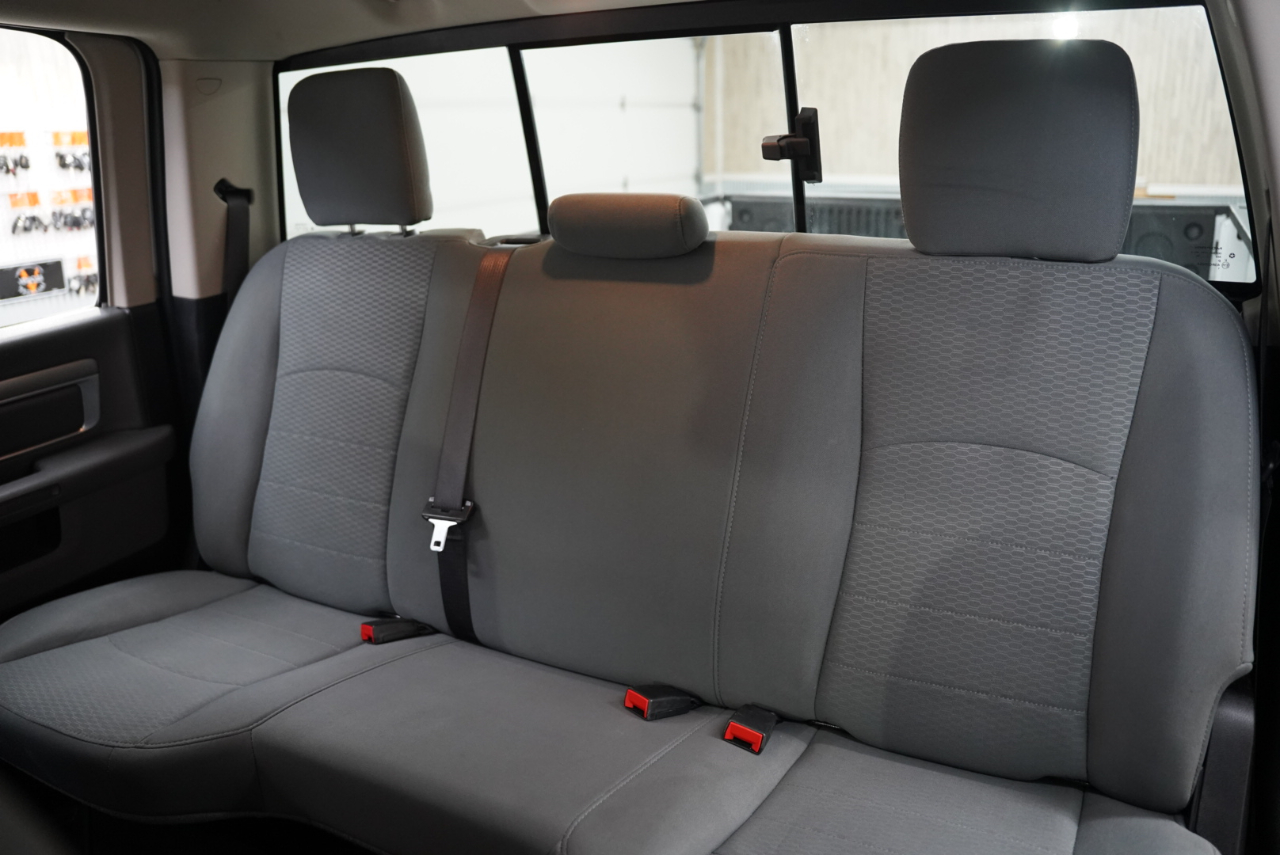 RAM 1500 Classic SLT 4x4 Crew Cab 6'4" Box 2020