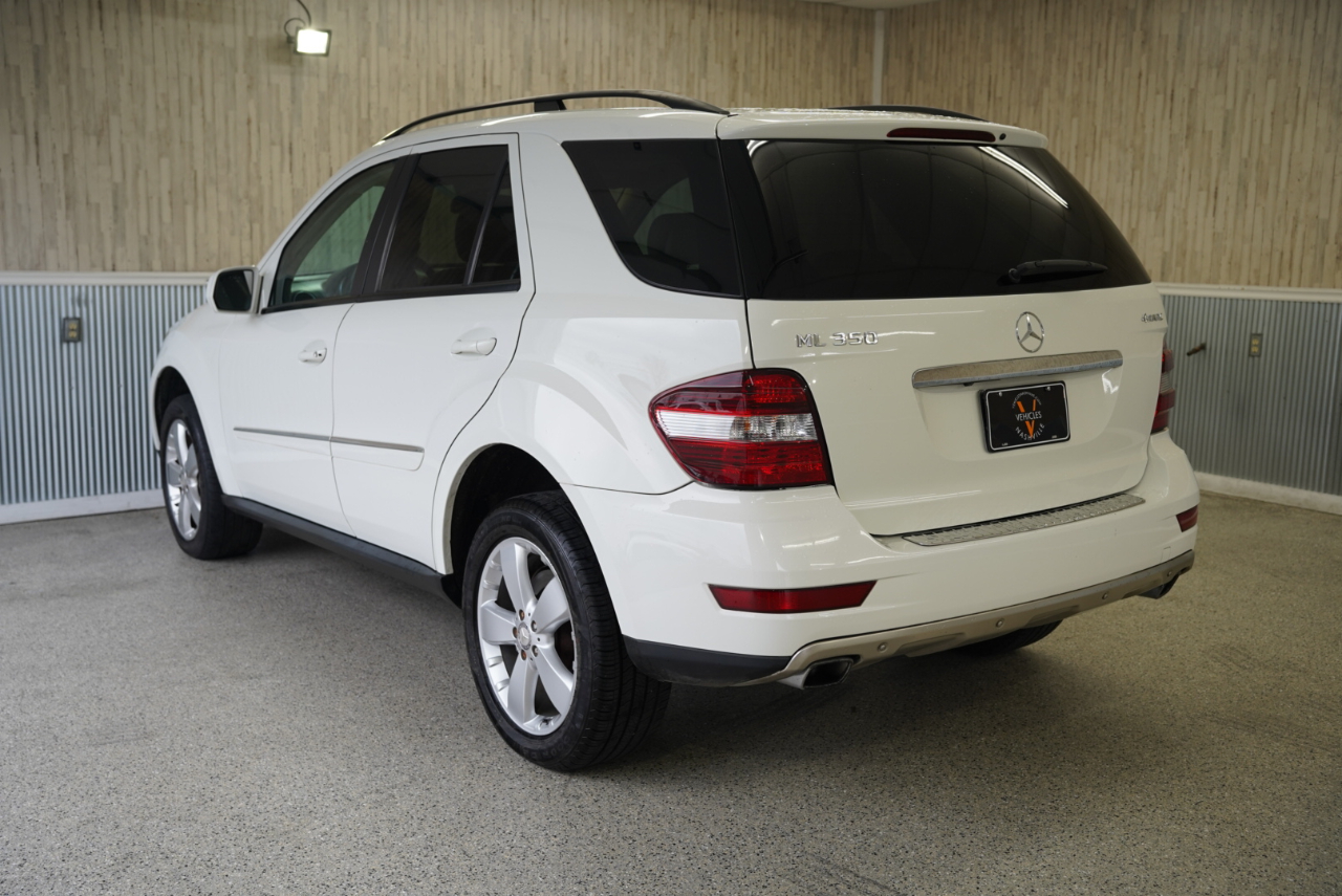2009 Mercedes Benz ML 350 4MATIC photo 3