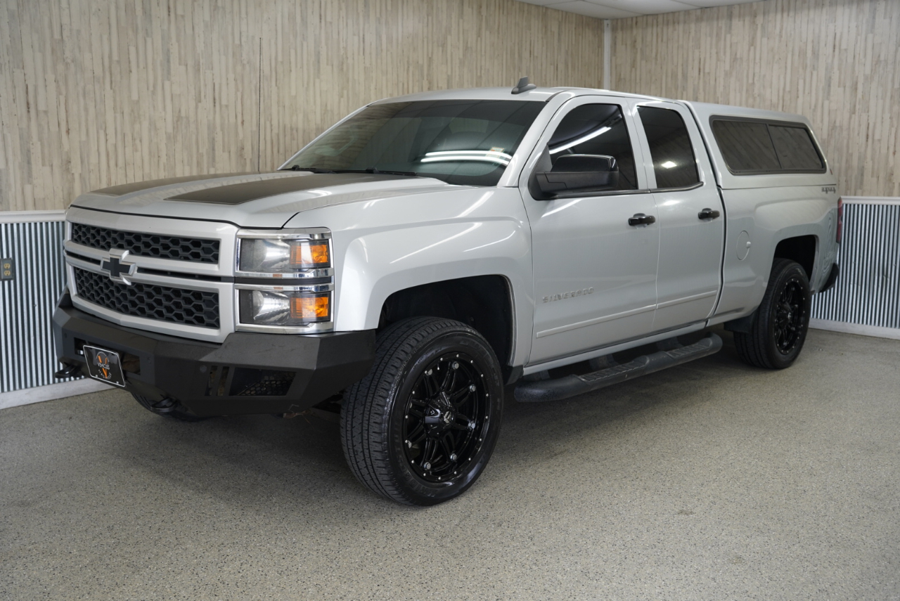 2015 Chevrolet Silverado 1500 LT photo 4