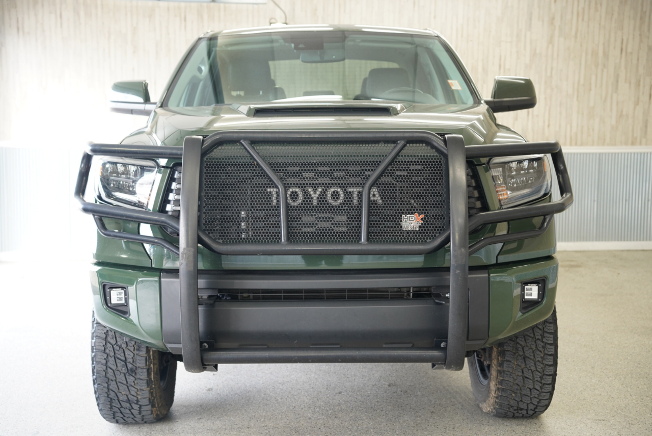 2020 Toyota Tundra SR5 CrewMax photo 3