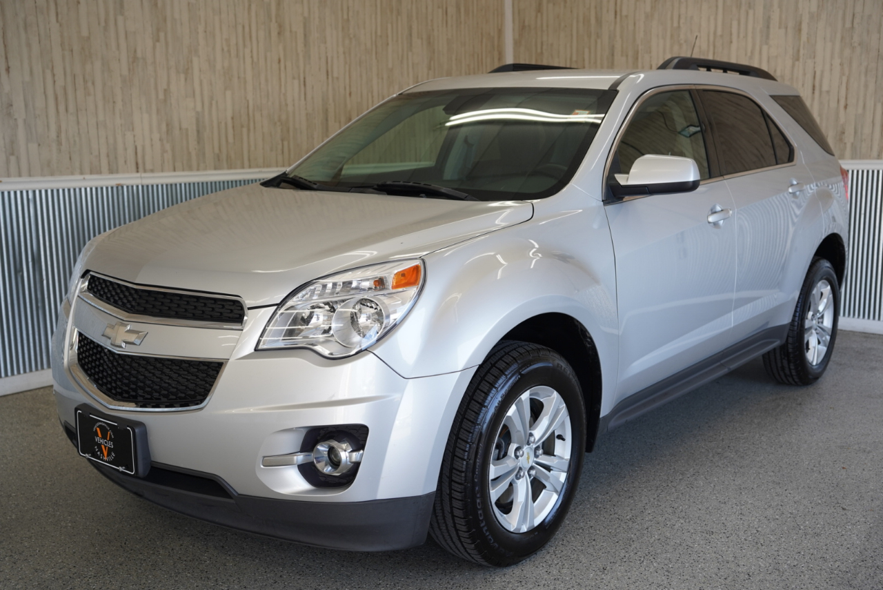 2013 Chevrolet Equinox photo 2