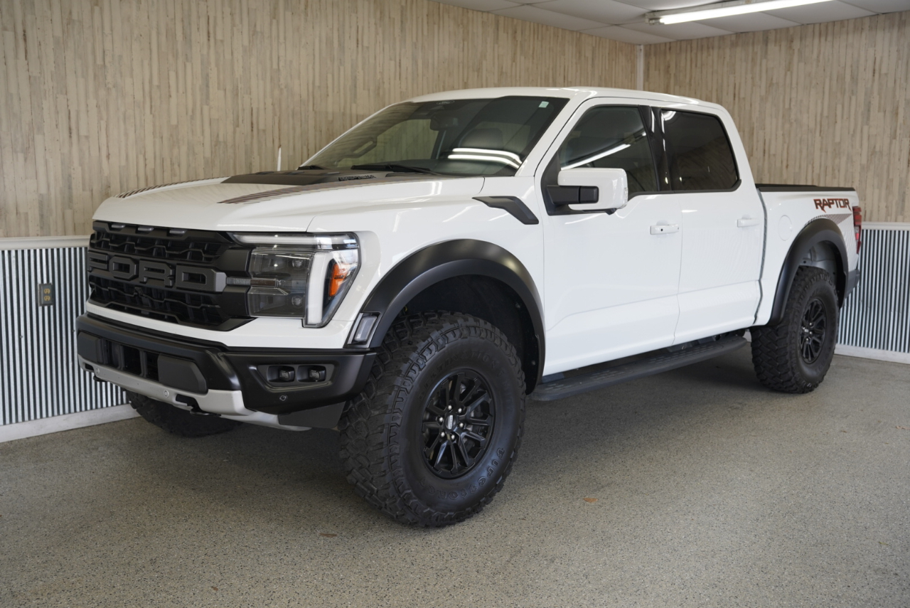 2025 Ford F-150 Raptor photo 4