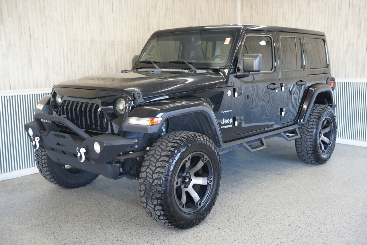 2019 Jeep Wrangler Unlimited Sahara photo 3